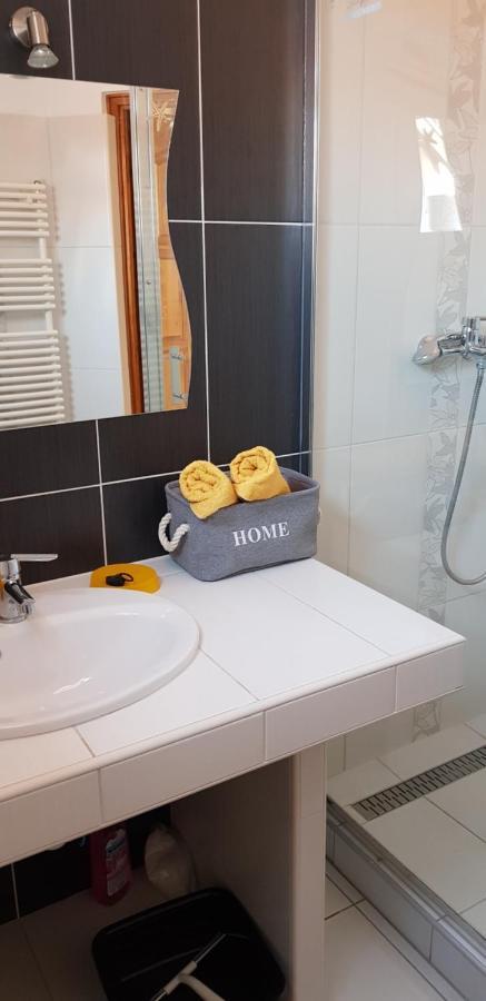 Boglarka Apartman Hajduszoboszlo Exterior photo